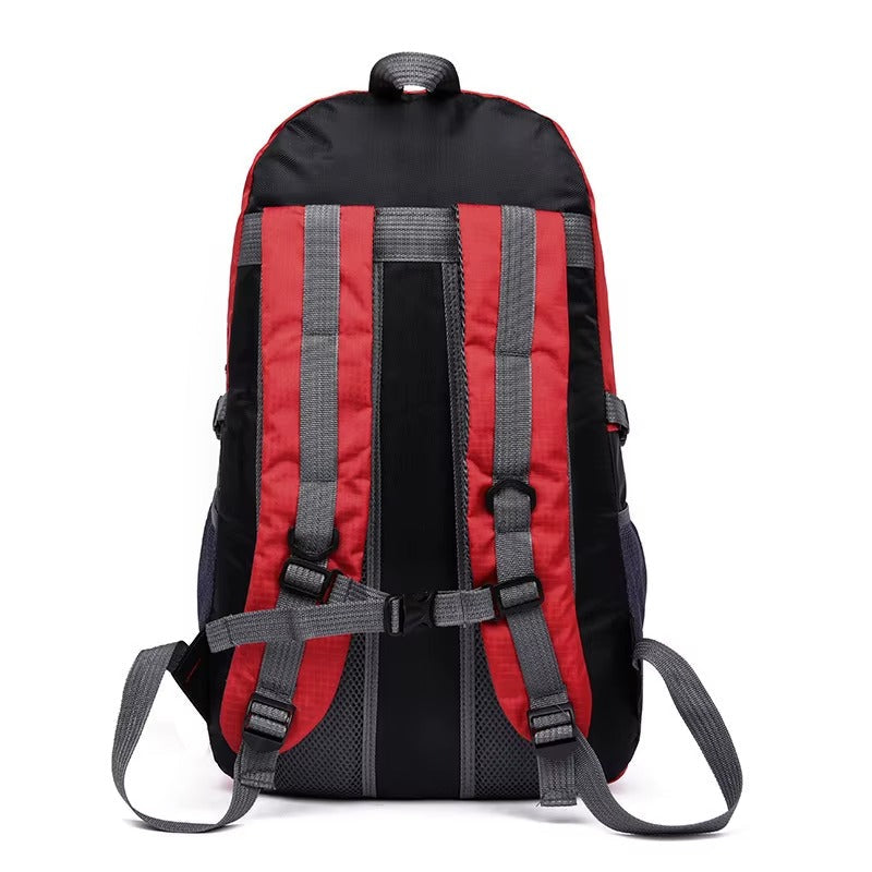 AdventurePro | Travel Backpack with 40L Waterproof Capacity | Ergonomic Design for Comfortable Outdoor Adventures