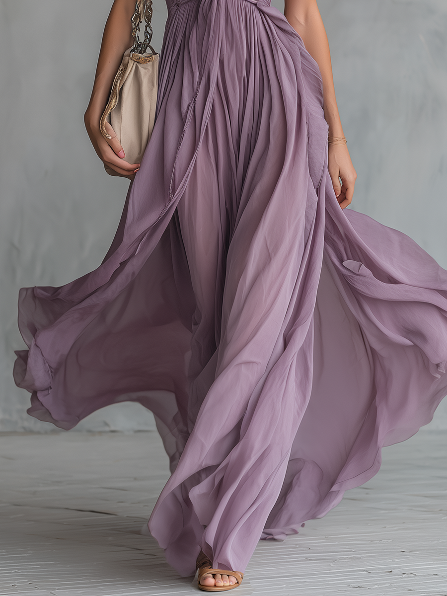 Elegant Sleeveless Maxi Dress with Halter Neckline | A-line Style for Effortless Formal Occasions