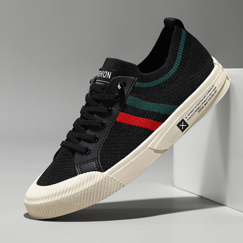 Black mesh low-top sneaker