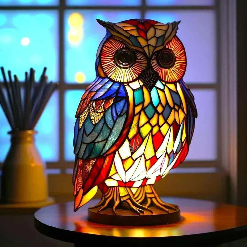 Artistic sculptural table lamp - Owl design